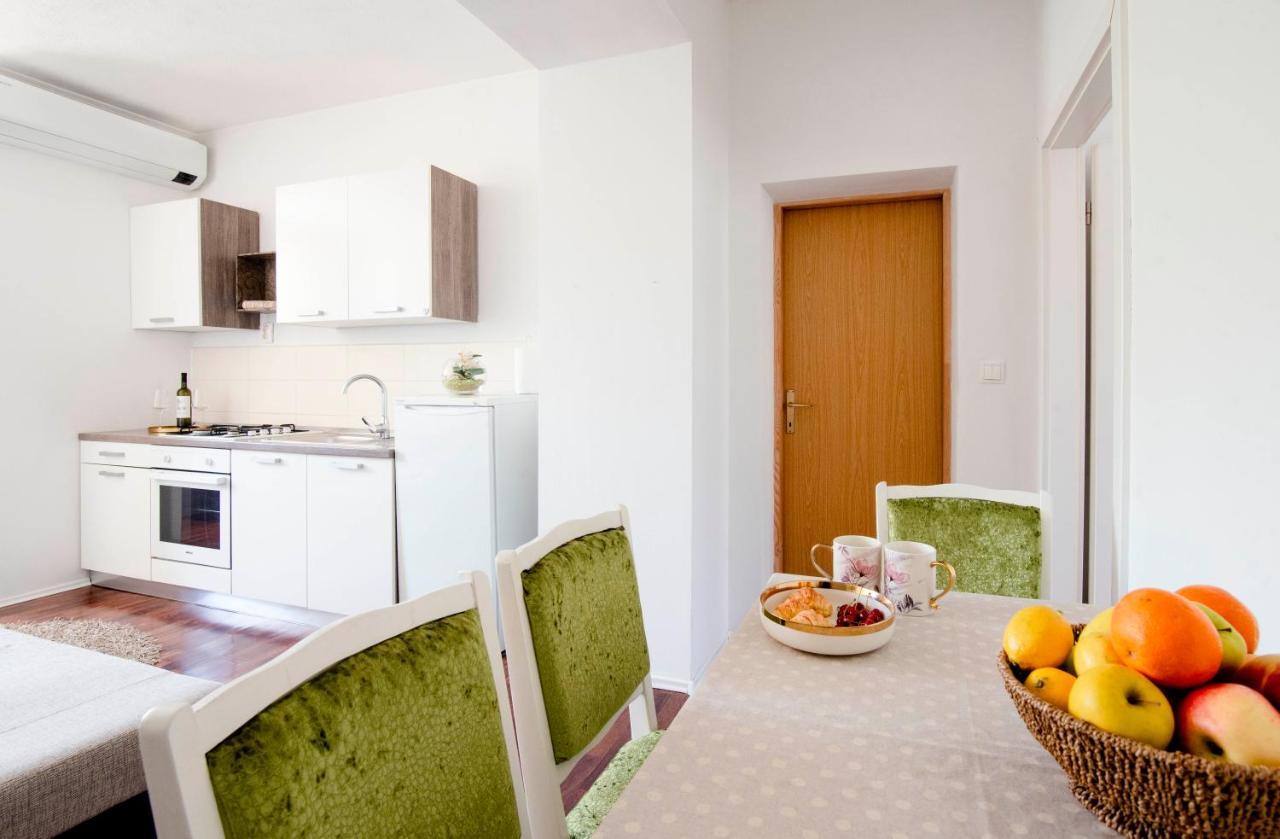 Apartment Alkar Синь Экстерьер фото
